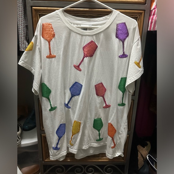 QUEEN OF SPARKLES Tops - Queen of Sparkles wine top